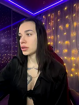 Queen of pain online show from 12-19-25, 06:42