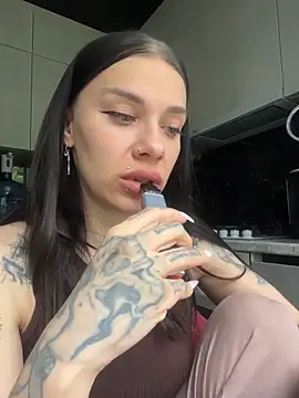 Snapshot of Queen_of_pain chatting on 05-31-26, 08:10 Queen of pain online show from 05-31-26, 08:10