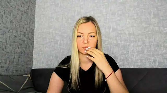 iam Venus online show from 04-07-26, 09:43