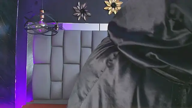  MiaBrown  online show from 11-05-25, 12:05