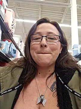 Snapshot of angelbaby1998 chatting on 01-13-26, 07:30 angelbaby1998 online show from 01-13-26, 07:30