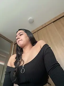 Nicollemays online show from 02-26-26, 02:05