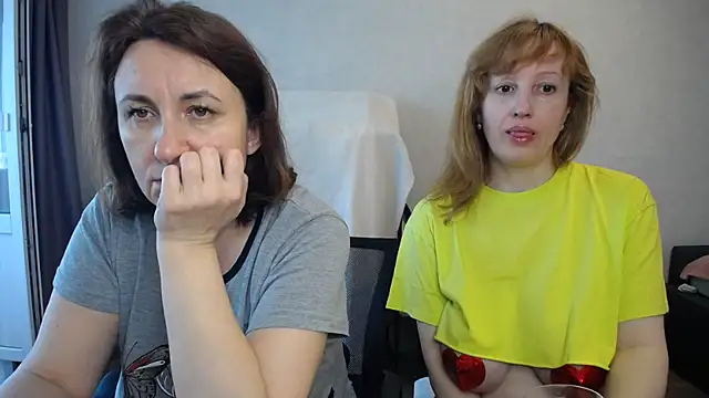 DonnaMagdalena online show from 05-19-26, 08:20