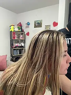 Snapshot of Celestedubois chatting on 12-14-24, 10:34 Celestedubois online show from 12-14-24, 10:34