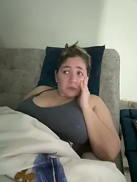 Snapshot of Celestedubois chatting on 01-24-25, 08:02 Celestedubois online show from 01-24-25, 08:02