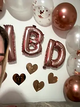 Snapshot of Celestedubois chatting on 11-28-25, 06:54 Celestedubois online show from 11-28-25, 06:54