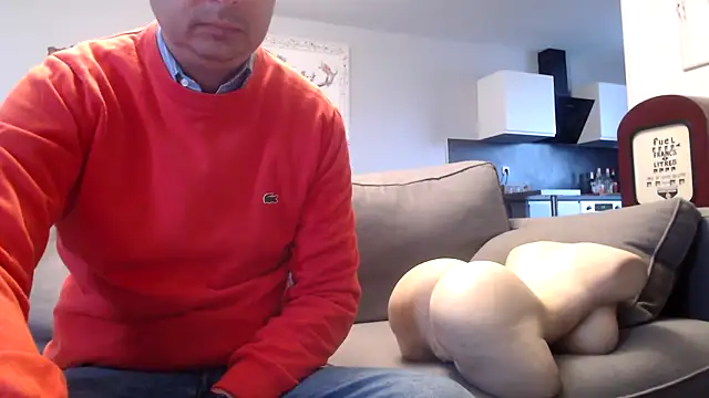 freddy0222222 online show from 06-04-26, 05:35