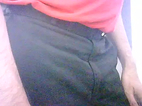 Snapshot of mrose8080 chatting on 11-24-25, 07:13 mrose8080 online show from 11-24-25, 07:13