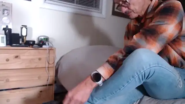 hottottrot691 online show from 11-12-25, 01:28