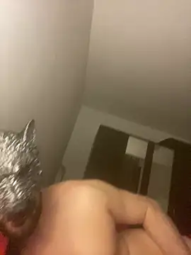 Snapshot of Tomhot3869 chatting on 03-18-25, 08:04 Tomhot3869 online show from 03-18-25, 08:04