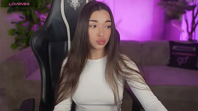 Jasmine Flow online show from 04-13-26, 07:36