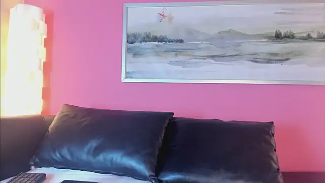 Tiffanysurez  online show from 01-16-26, 08:46