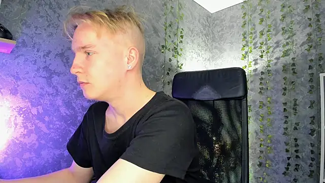 AlexxSweet online show from 12-20-25, 06:31