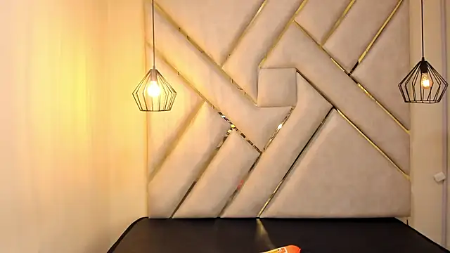 nalalye cruzz  online show from 02-18-25, 02:49