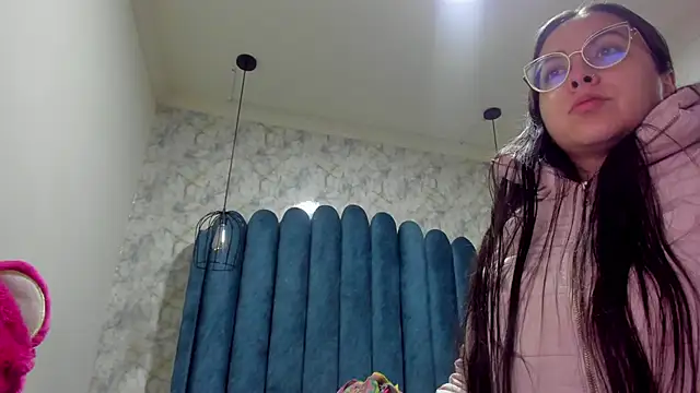 nalalye cruzz  online show from 10-10-25, 03:05