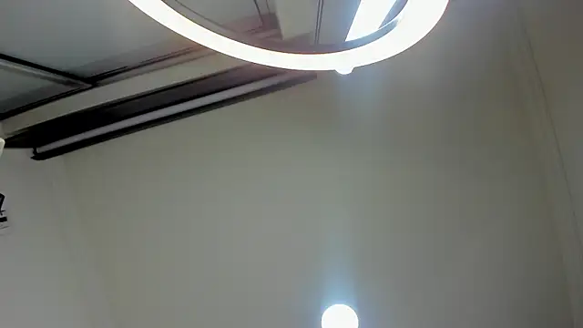 nalalye cruzz  online show from 11-15-25, 05:05