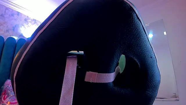 nalalye cruzz  online show from 04-16-26, 03:07