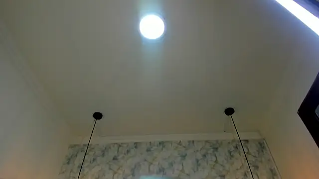 nalalye cruzz  online show from 06-07-26, 01:43