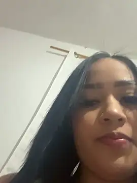 Luisa Fernandaa online show from 10-04-25, 11:36