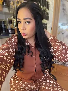 Luisa Fernandaa online show from 07-23-26, 10:19