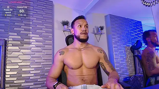 ARON TAYLER01 online show from 03-24-26, 10:20