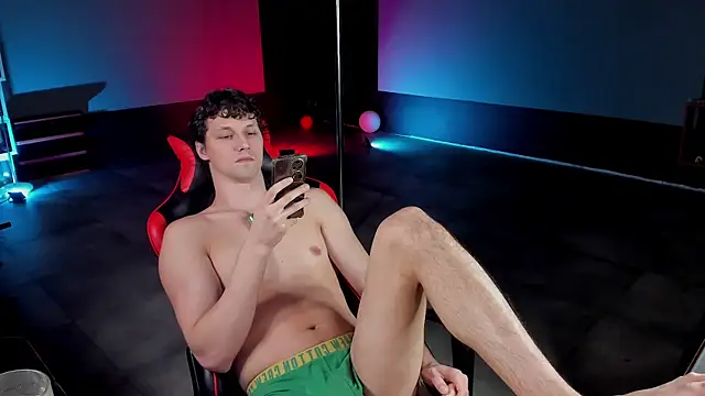 dirty-boss online show from 04-19-26, 05:45