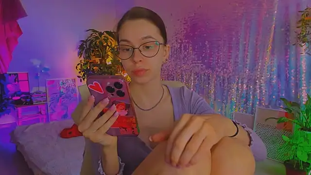 poli   online show from 04-14-26, 04:24