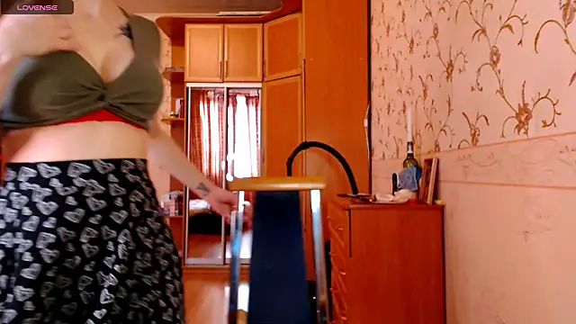 MarySweetness online show from 01-17-25, 10:33