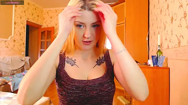 MarySweetness online show from 02-16-25, 09:59