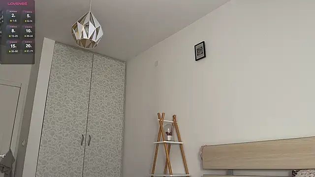 neon demon online show from 12-04-24, 09:13