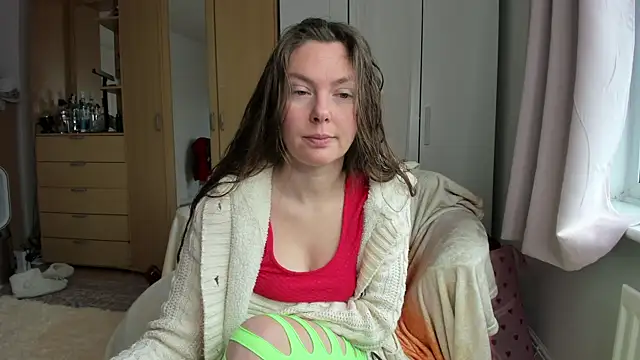 Snapshot of Rolla_Coaster chatting on 01-31-25, 02:39 Rolla Coaster online show from 01-31-25, 02:39