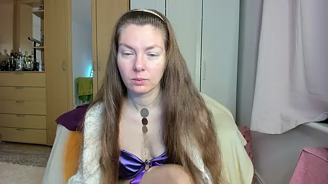 Snapshot of Rolla_Coaster chatting on 02-22-25, 02:39 Rolla Coaster online show from 02-22-25, 02:39