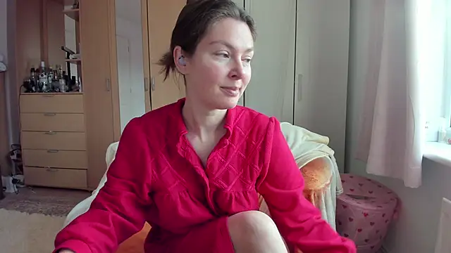 Snapshot of Rolla_Coaster chatting on 03-05-25, 08:32 Rolla Coaster online show from 03-05-25, 08:32