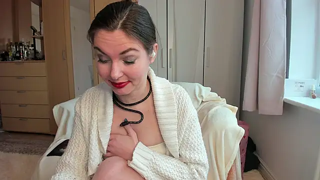 Snapshot of Rolla_Coaster chatting on 03-17-25, 08:07 Rolla Coaster online show from 03-17-25, 08:07