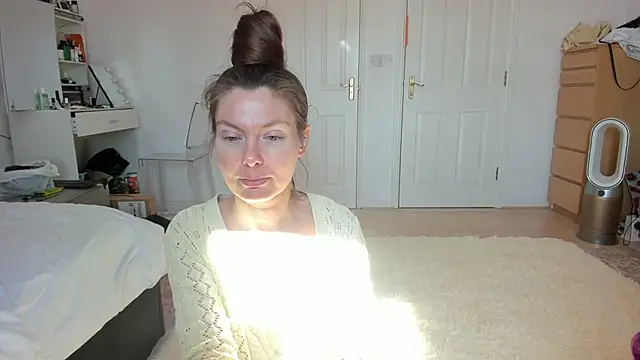 Snapshot of Rolla_Coaster chatting on 03-18-25, 12:03 Rolla Coaster online show from 03-18-25, 12:03