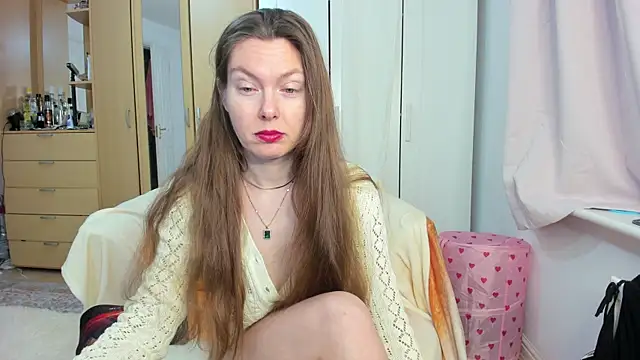 Snapshot of Rolla_Coaster chatting on 03-19-25, 08:11 Rolla Coaster online show from 03-19-25, 08:11