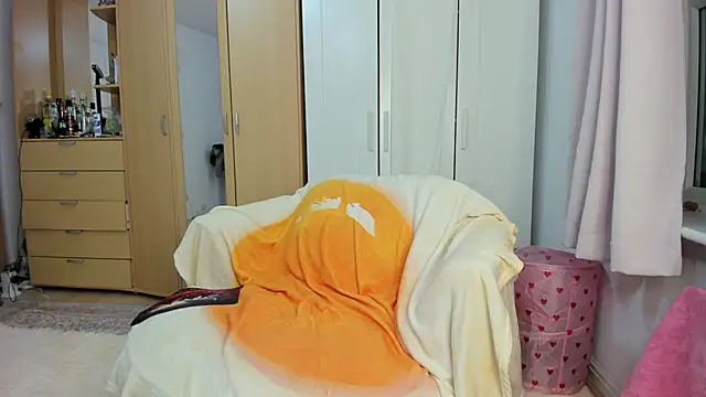 Snapshot of Rolla_Coaster chatting on 03-20-25, 09:56 Rolla Coaster online show from 03-20-25, 09:56