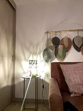 Snapshot of Im_Valentina chatting on 11-10-25, 11:04 Im Valentina online show from 11-10-25, 11:04