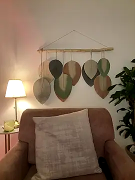 Snapshot of Im_Valentina chatting on 11-13-25, 11:36 Im Valentina online show from 11-13-25, 11:36