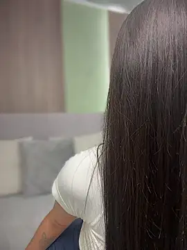 Im Valentina online show from 06-25-26, 10:58