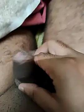 Snapshot of Cucumber_Boy chatting on 12-24-24, 07:55 Cucumber Boy online show from 12-24-24, 07:55