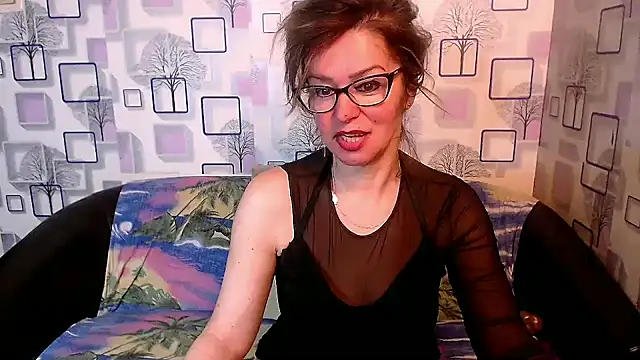 Snapshot of milfsexy chatting on 03-02-25, 12:01 milfsexy online show from 03-02-25, 12:01