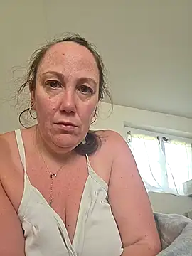 Wisie Cutie online show from 03-22-26, 11:57