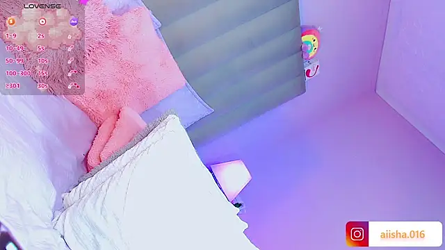 AiishaRose online show from 04-29-26, 03:16