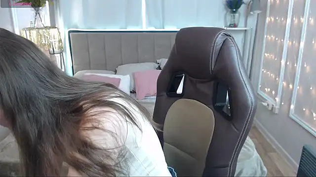 MollyBrams online show from 03-03-25, 05:09