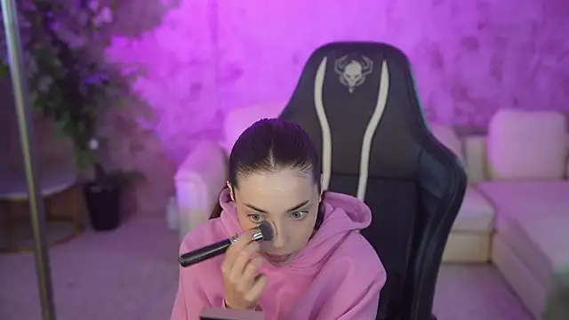 Kate054 online show from 12-15-25, 08:07