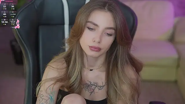 Snapshot of Kisasolo chatting on 01-30-25, 10:41 Kisasolo online show from 01-30-25, 10:41