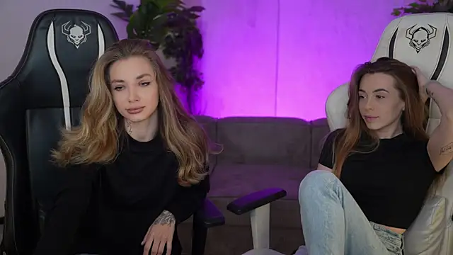 Snapshot of Kisasolo chatting on 10-04-25, 06:39 Kisasolo online show from 10-04-25, 06:39