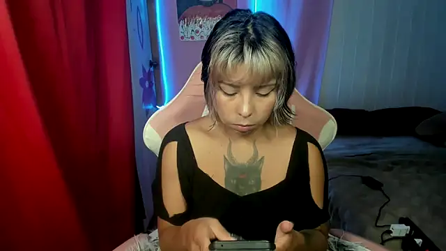 Snapshot of Diosagata chatting on 02-07-25, 02:08 Diosagata online show from 02-07-25, 02:08