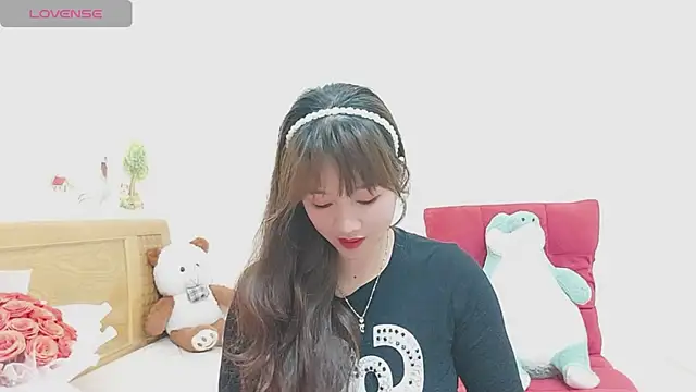 Snapshot of Holygirlsweet777 chatting on 12-23-24, 01:40 Holygirlsweet777 online show from 12-23-24, 01:40